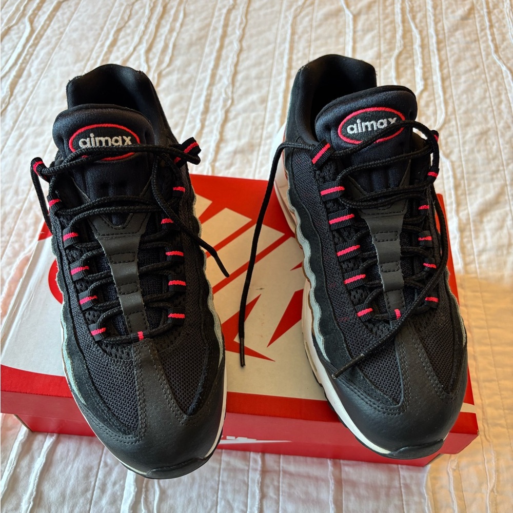 Nike Air Max 95 Essential - Picture 7 of 8